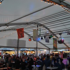 fans_wein_zelt_ron_paulik_hannover_schuetzenfest_2014_10