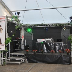 schuetzenfest_ron_paulik_wein_zelt_03