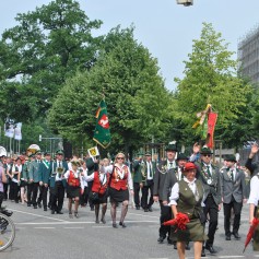 ron-paulik-ehrengast-schuetzenumzug-hannover-2015-027