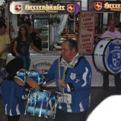 fanfarenkorps_alt_laatzen_zu_gast_bei_ron_paulik-15