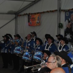 fanfarenkorps_alt_laatzen_zu_gast_bei_ron_paulik-17